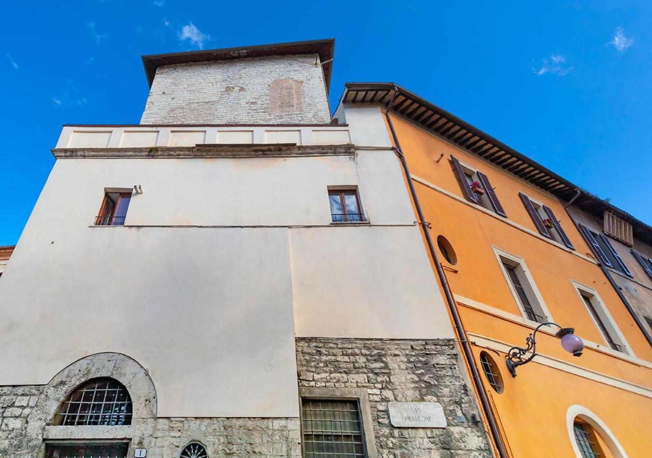 Casa In Zona Strategica Daire Spoleto Dış mekan fotoğraf
